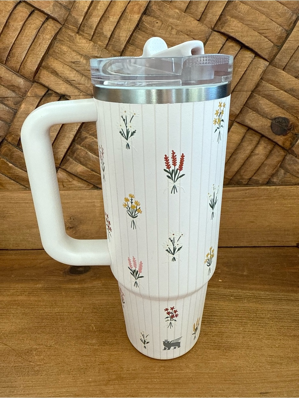 Stanley The Quencher Pro Tour Quartz Rose Bouqets 30 Ounce Tumbler - Picture 2 of 10